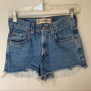 Levi’s Cut Off Shorts